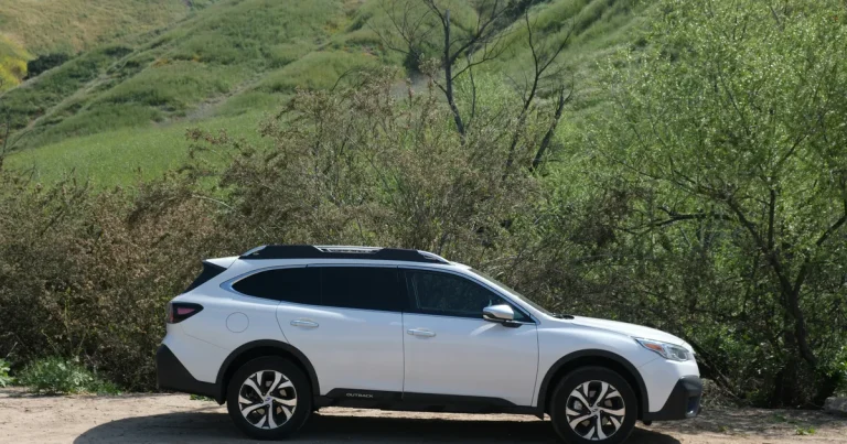 Crossover SUVs vs. Fastback Sedans: Which Is More Aerodynamically Efficient?